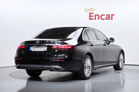 Mercedes-Benz E-Class E250 Exclusive — пробег 138 114 км — фото 2 из 5