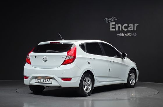 Hyundai Accent WIT 1.4 VVT Premier — пробег 82 181 км — фото 2 из 5