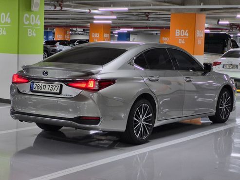 Lexus ES Luxury — пробег 96 876 км — фото 2 из 5