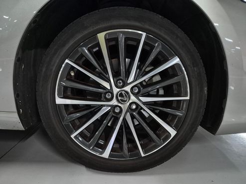 Lexus ES Luxury — пробег 96 876 км — фото 5 из 5