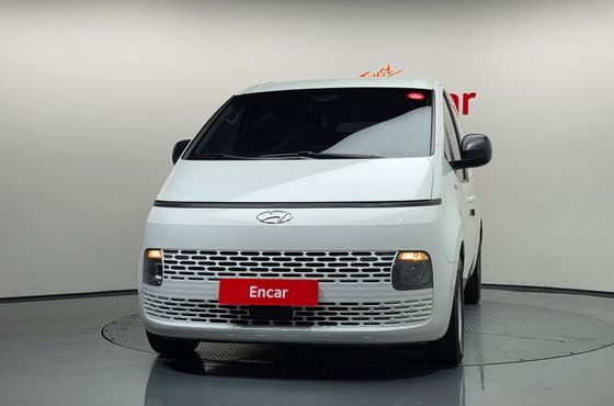 Hyundai Staria Cargo 3-Seater Smart — пробег 31 779 км — фото 3 из 5