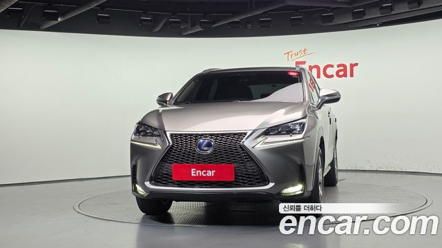 Lexus NX Supreme — пробег 226 352 км — фото 3 из 5
