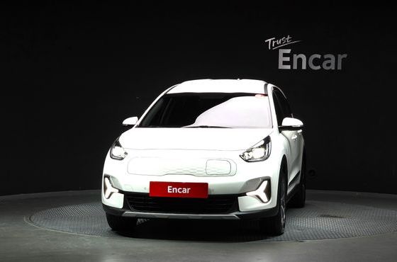 Kia Niro Air — пробег 143 896 км — фото 3 из 5
