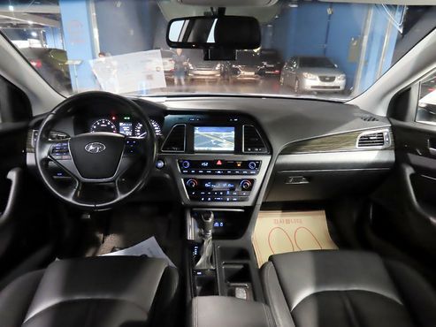 Hyundai Sonata 2.0 Smart — пробег 75 776 км — фото 5 из 5