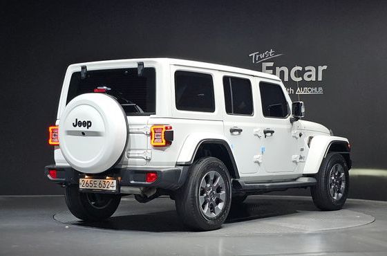 Jeep Wrangler 2.0 Overland 4Door — пробег 66 363 км — фото 2 из 5