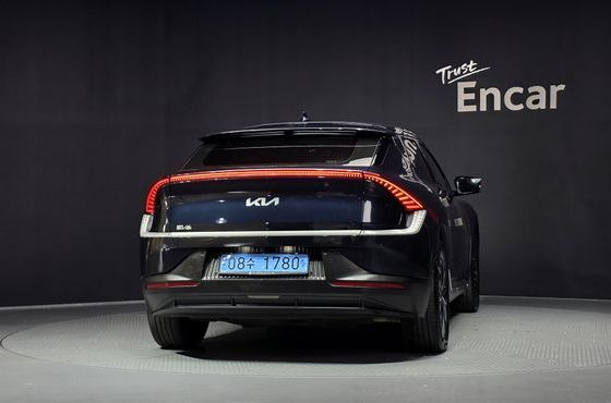 Kia EV6 Standard 4WD Air — пробег 124 059 км — фото 4 из 5