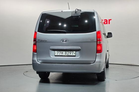 Hyundai Starex 11-Seater Wagon Smart — пробег 115 713 км — фото 4 из 5