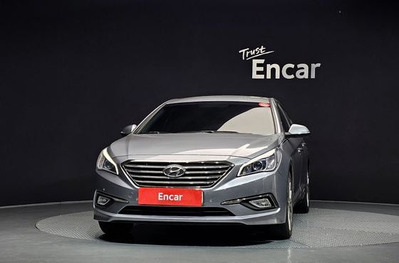Hyundai Sonata 2.0 Premium — пробег 143 847 км — фото 3 из 5
