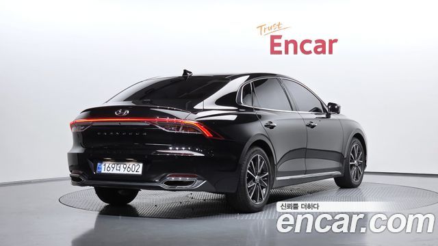 Hyundai Grandeur из Кореи Encar