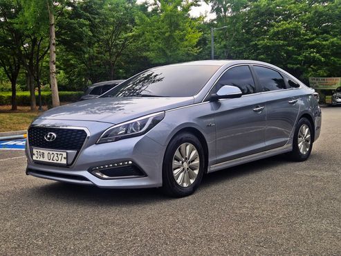 Hyundai Sonata 2.0 HEV Modern — пробег 194 275 км — фото 1 из 5