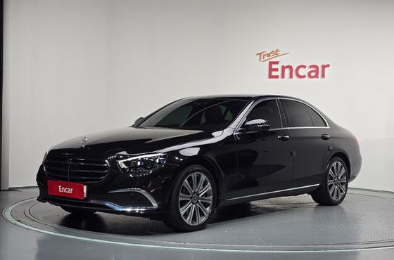 Mercedes-Benz E-Class E450 4MATIC Exclusive — пробег 75 264 км — фото 1 из 5