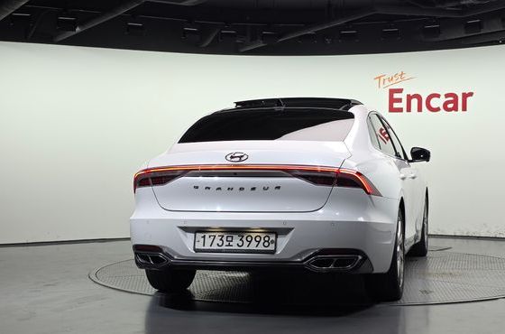 Hyundai Grandeur Calligraphy — пробег 154 189 км — фото 4 из 5