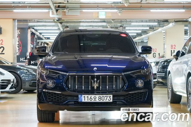 Maserati Levante из Кореи Encar