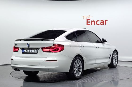 BMW Gran Turismo GT 320d — пробег 129 717 км — фото 2 из 5