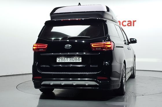 Kia Carnival Gasoline 9-Seater Hi-Limousine Noblesse Special — пробег 110 035 км — фото 4 из 5