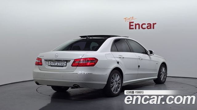 Mercedes-Benz E-Class из Кореи Encar