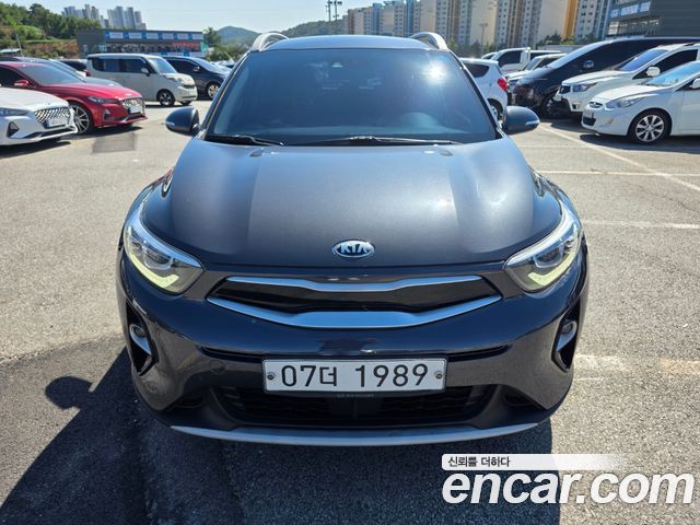 Kia Stonic 1.4 Prestige — пробег 139 445 км — фото 1 из 5