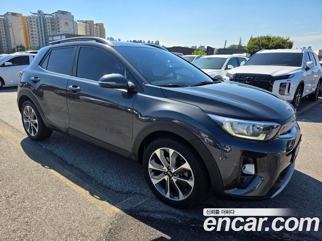 Kia Stonic 1.4 Prestige — пробег 139 445 км — фото 3 из 5