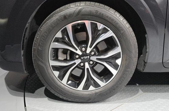 Kia Carnival Diesel 9-Seater Prestige — пробег 13 813 км — фото 5 из 5