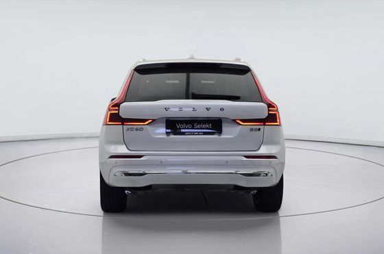 Volvo XC60 B5 Ultra Bright Air Sus — пробег 2 033 км — фото 4 из 5