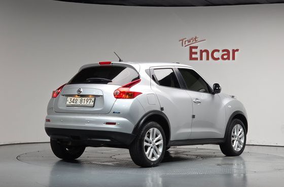 Nissan Juke 1.6 SV F15 — пробег 52 854 км — фото 2 из 5