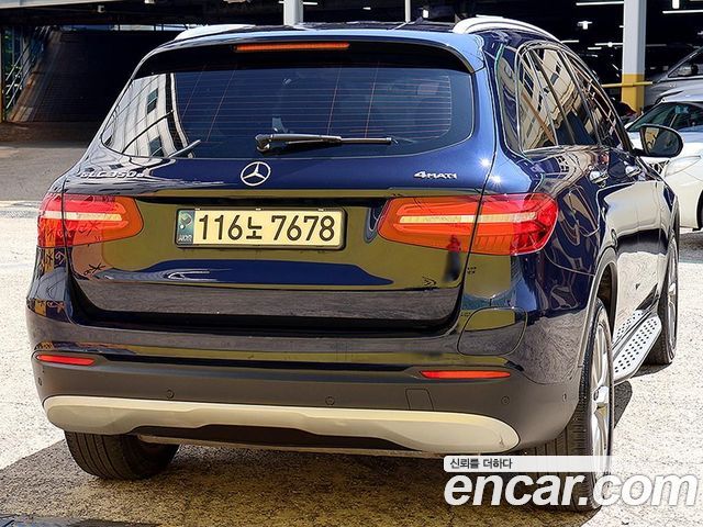 Mercedes-Benz GLC-Class GLC350e 4MATIC Premium — пробег 122 000 км — фото 4 из 5