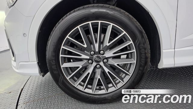 Audi Q3 из Кореи Encar
