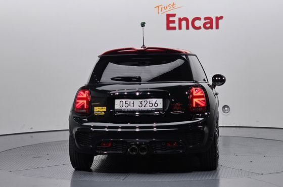 Mini Cooper JCW 3rd Generation — пробег 40 147 км — фото 4 из 5