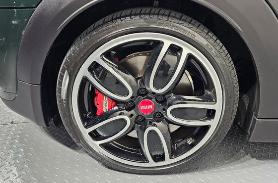 Mini Cooper JCW 3rd Generation — пробег 40 147 км — фото 5 из 5