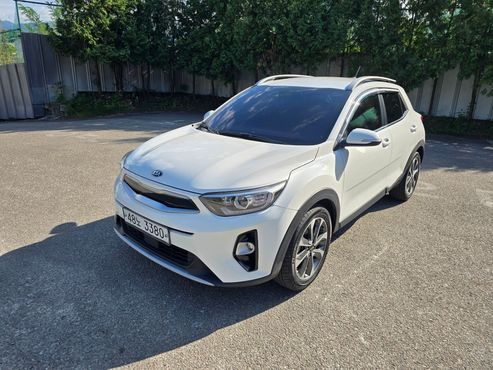 Kia Stonic 1.4 Deluxe — пробег 53 836 км — фото 2 из 5