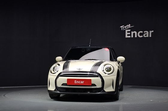 Mini Cooper Convertible Classic Launch Pack Third Generation — пробег 83 634 км — фото 3 из 5