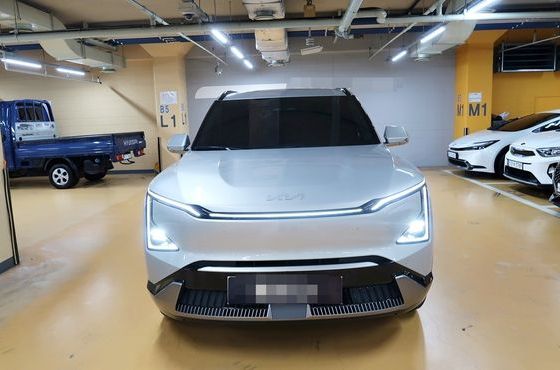 Kia EV5 Long Range 2WD Earth — пробег 5 934 км — фото 3 из 5