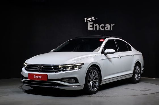 Volkswagen Passat 2.0 TDI Prestige — пробег 30 569 км — фото 1 из 5