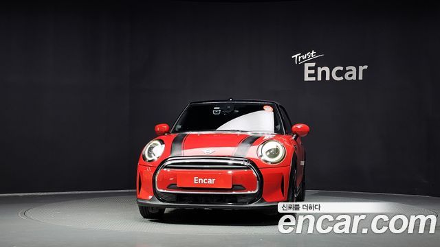 Mini Cooper Convertible Classic Launch Pack Third Generation — пробег 76 365 км — фото 3 из 5