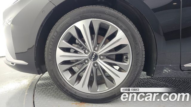 Kia K8 из Кореи Encar