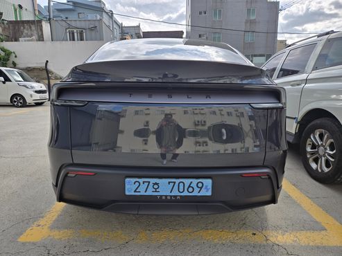 Tesla Model Y RWD — пробег 235 км — фото 4 из 5