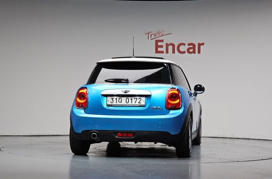 Mini Cooper Mid 3rd — пробег 127 162 км — фото 4 из 5