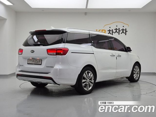 Kia Carnival из Кореи Encar