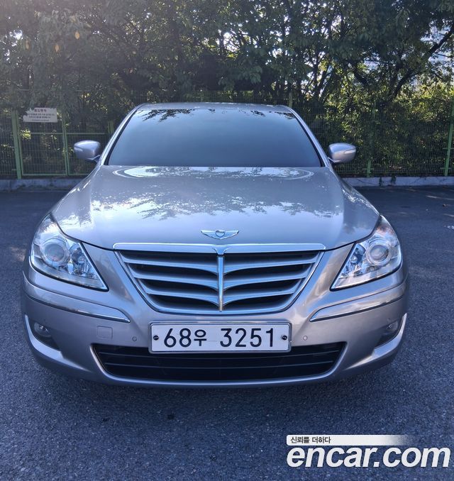 Hyundai Genesis из Кореи Encar
