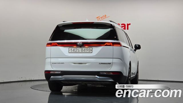 Kia Carnival Gasoline 7-Seater Noblesse — пробег 51 075 км — фото 4 из 5