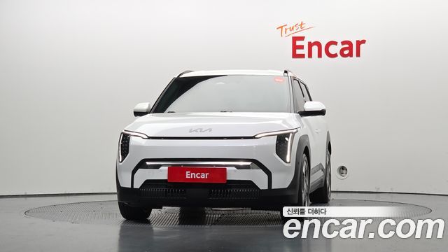 Kia EV3 из Кореи Encar