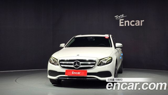 Mercedes-Benz E-Class из Кореи Encar