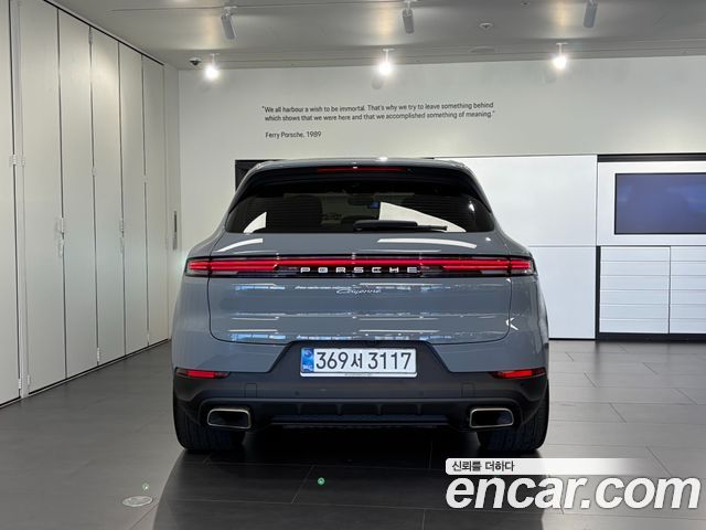 Porsche Cayenne 3.0 E-Hybrid — пробег 548 км — фото 4 из 5