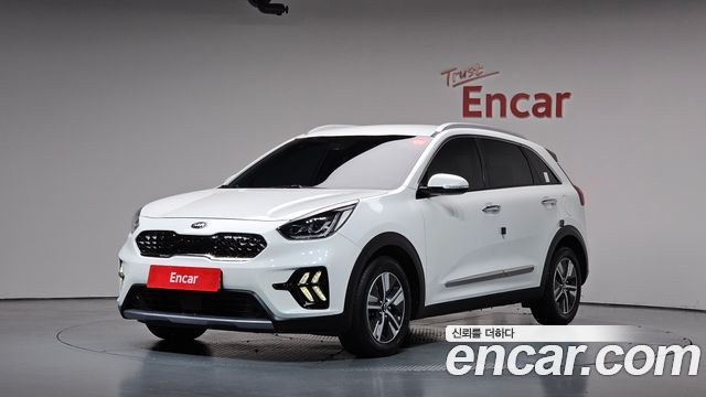 Kia Niro 1.6 HEV Prestige — пробег 90 187 км — фото 1 из 5