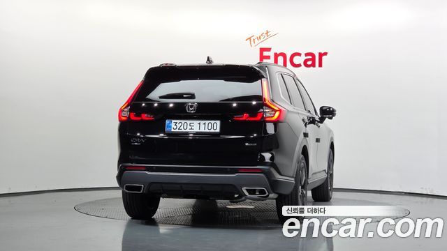 Honda CR-V 2.0 Hybrid Touring 4WD — пробег 3 200 км — фото 4 из 5