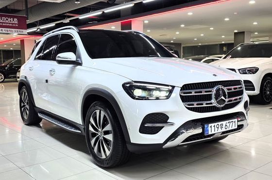 Mercedes-Benz GLE-Class GLE350 4MATIC — пробег 3 524 км — фото 2 из 5