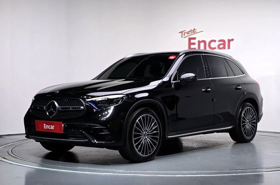 Mercedes-Benz GLC-Class GLC300 4MATIC AMG Line — пробег 16 282 км — фото 1 из 5