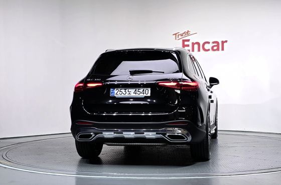 Mercedes-Benz GLC-Class GLC300 4MATIC AMG Line — пробег 16 282 км — фото 4 из 5