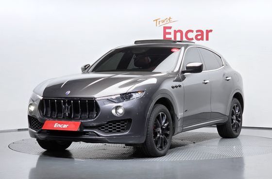Maserati Levante 3.0 Diesel AWD GranLusso — пробег 104 663 км — фото 1 из 5