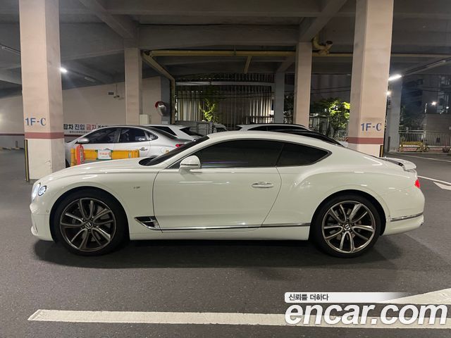 Bentley Continental 4.0 GT — пробег 27 500 км — фото 5 из 5